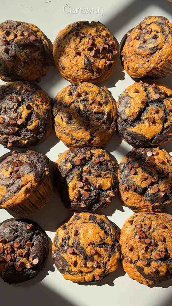 Fluffy Brown Butter Chocolate Swirl Pumpkin Muffins