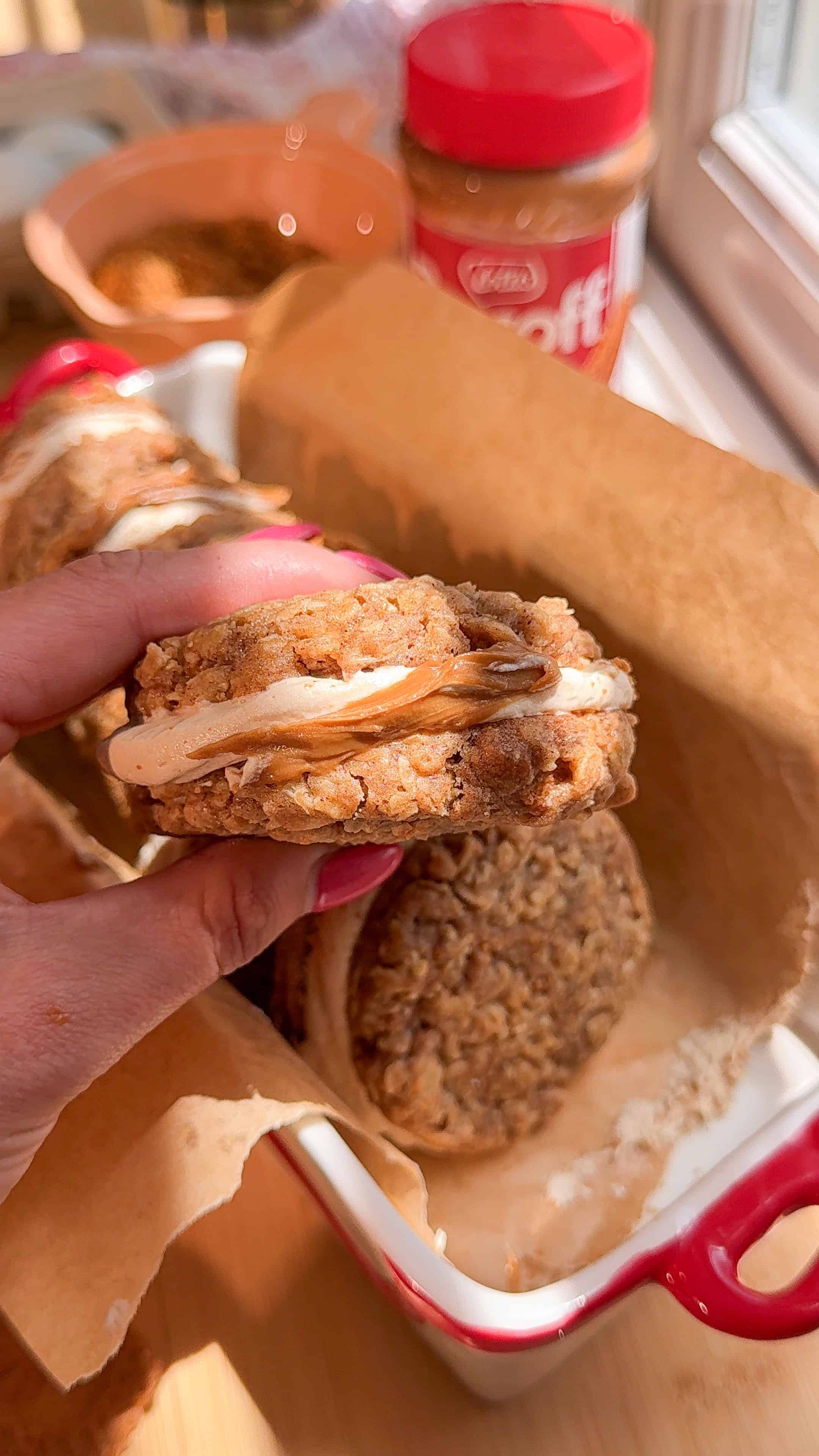 Biscoff Oatmeal Cream Pies (Soft & Chewy)