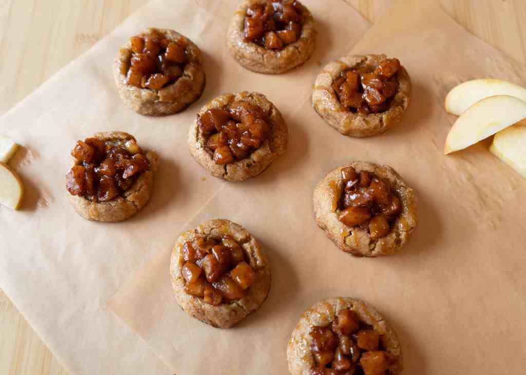 fresh apple pie cookies before being topped with salted caramel