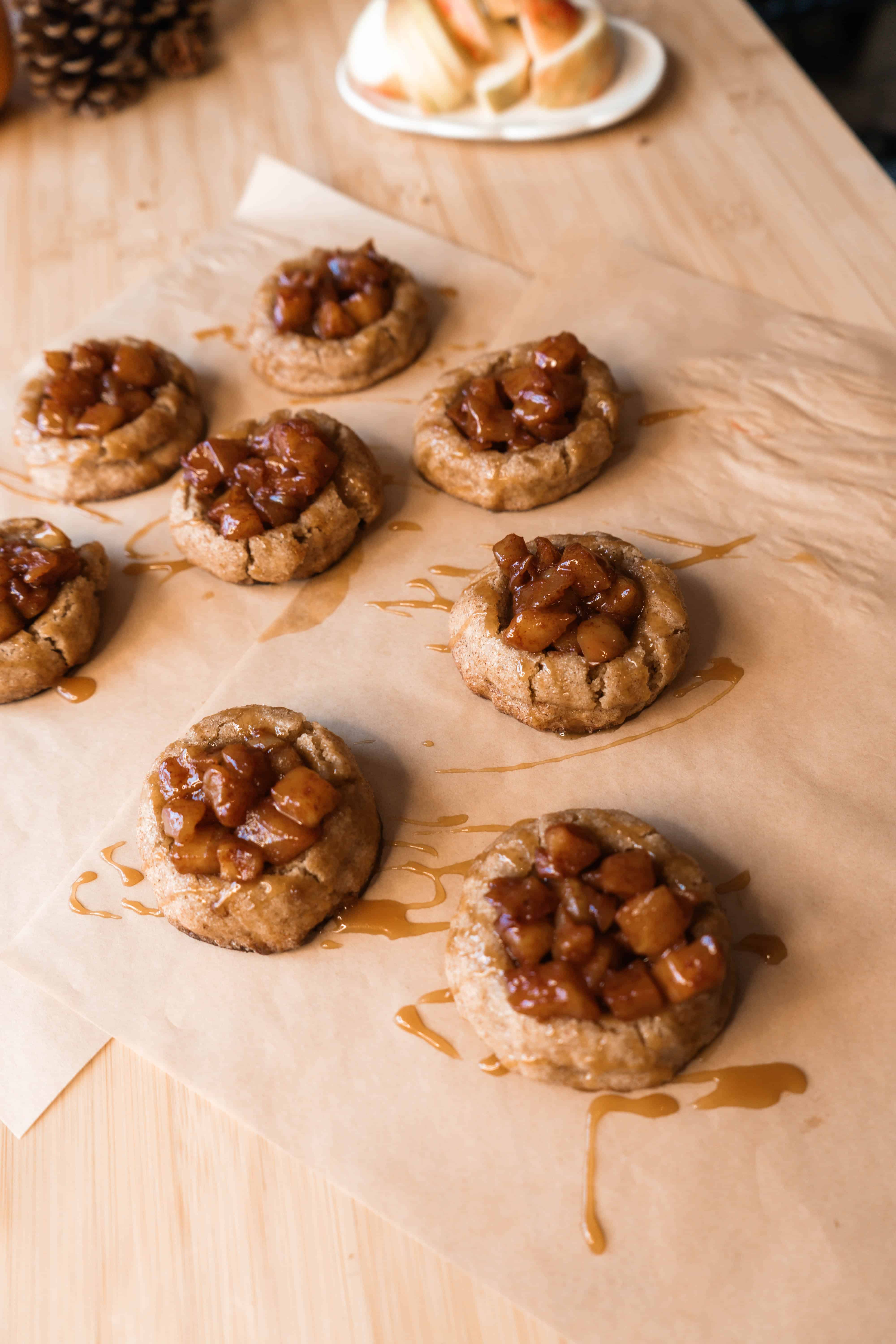 fresh gooey salted caramel on top of the apple pie cookies