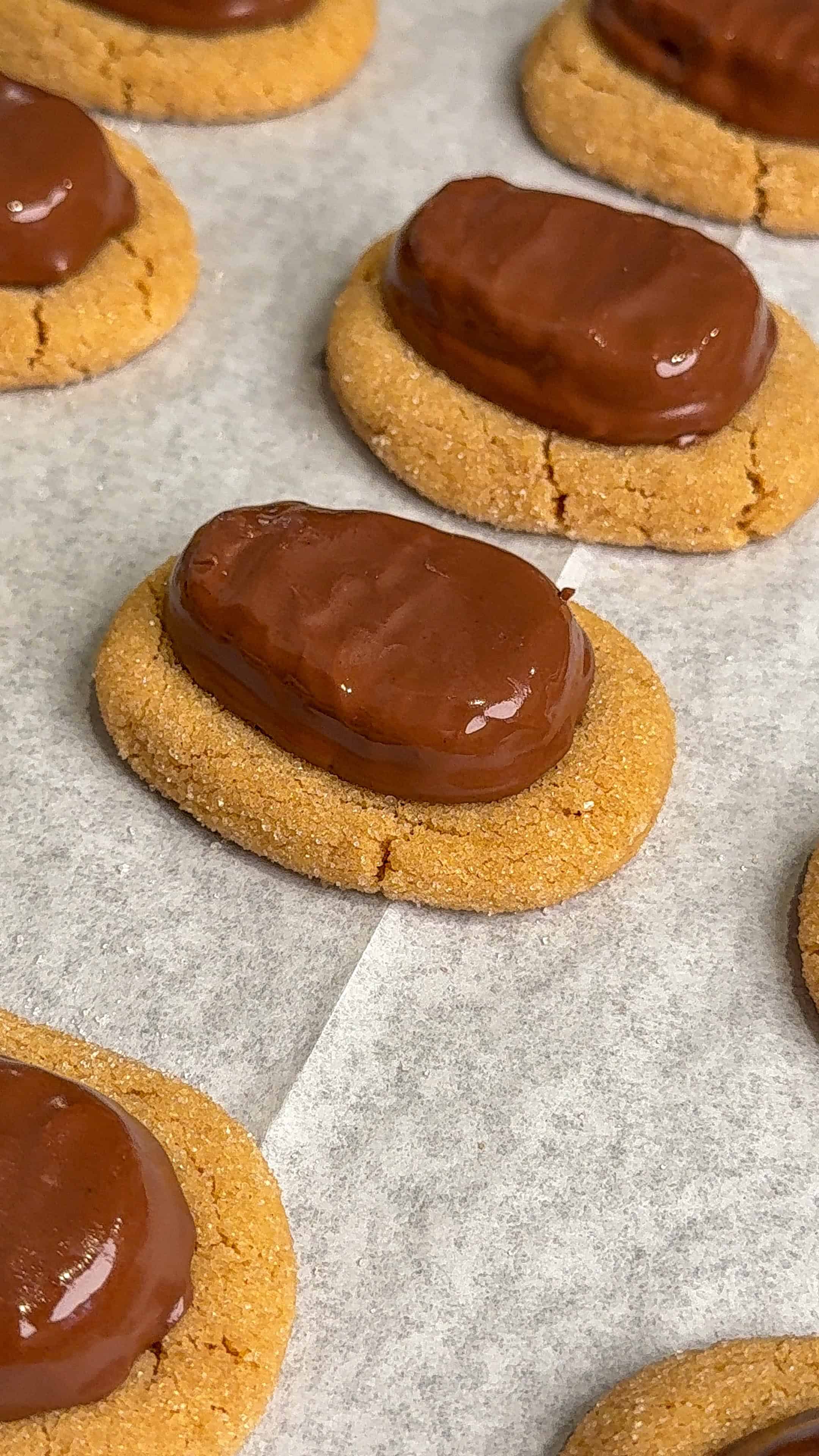 Easter Peanut Butter Cup Cookies with Reese’s Eggs – Easy & Festive Treat