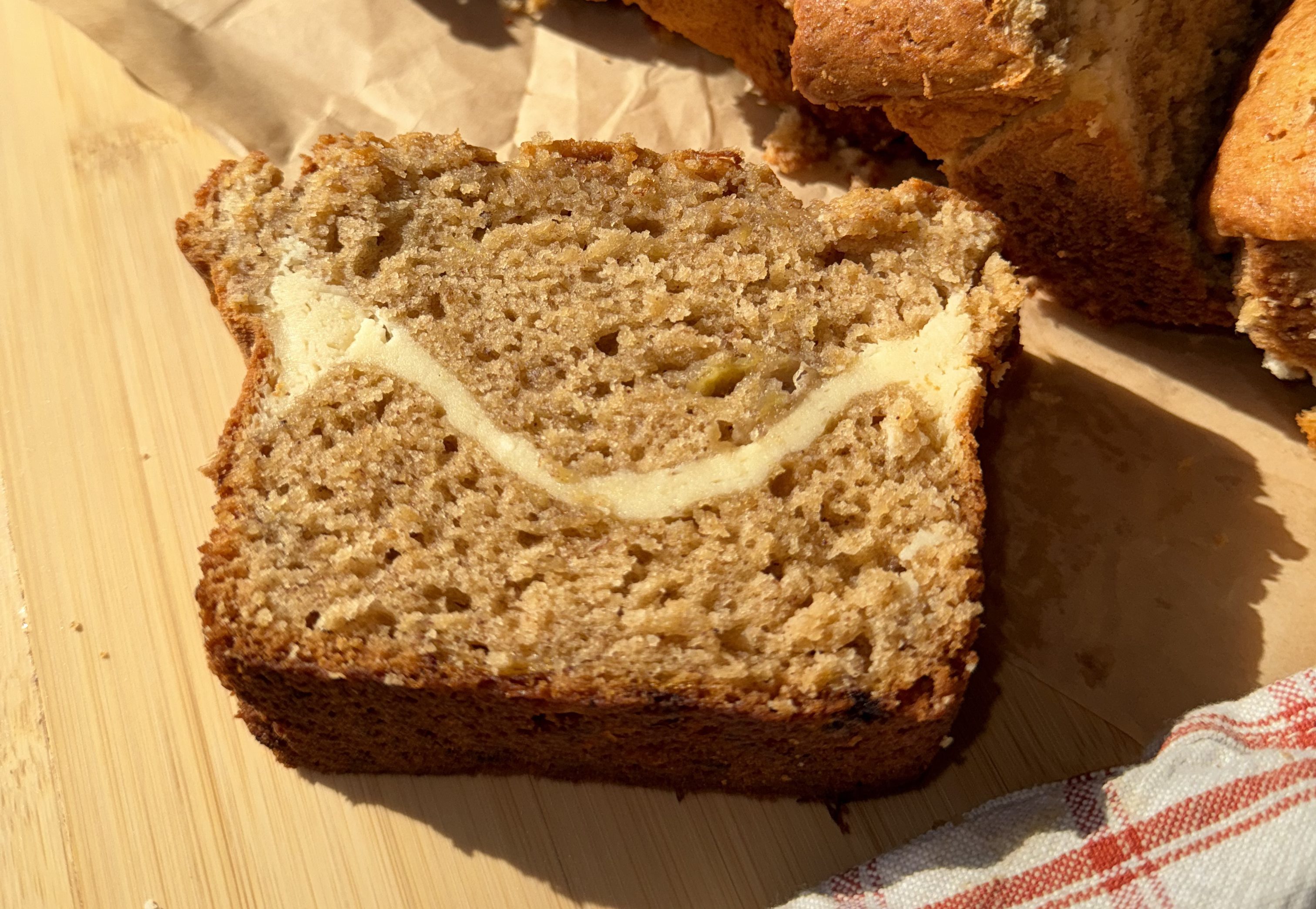 close up of cheesecake banana bread